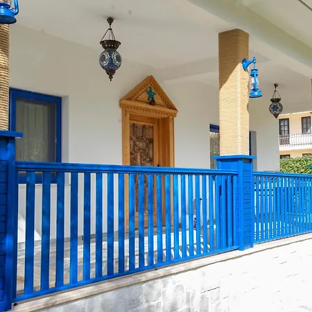 Villa Only Blue
