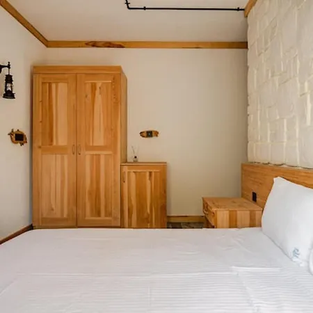 Only Blue וילה גוג'ק